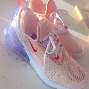 Rare 2020 pink purple rainbow Nike Air 270 sneakers 7.5
